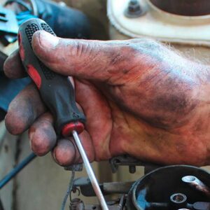 Reparatur und Wartung - Hand und Schraubendreher
