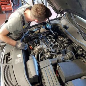 Ölwechselservice - Nachfüllung von Autoöl